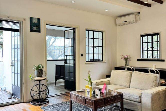 Wukang rd/Xiguo rd | Jiaotong University L10/11 | /1Br + terrace