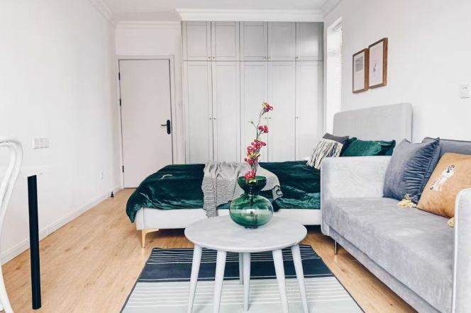 Modern 1br/80sqm & elevator @Hongqiao Rd & Line 3/4/10