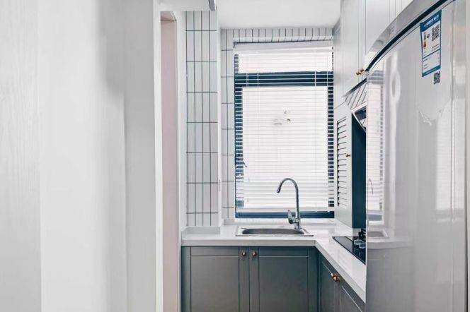 Modern 1br/80sqm & elevator @Hongqiao Rd & Line 3/4/10