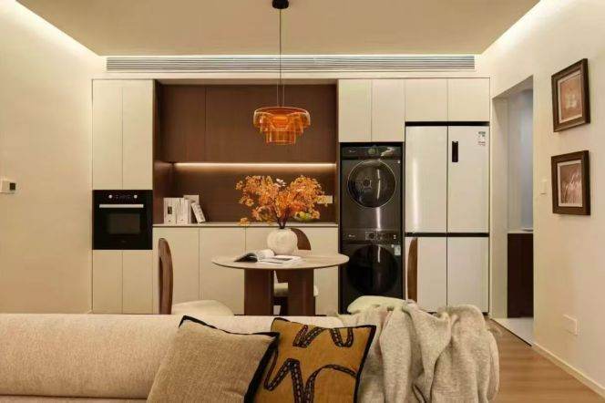 Newly Renovated Furnished 2bd-Line 11