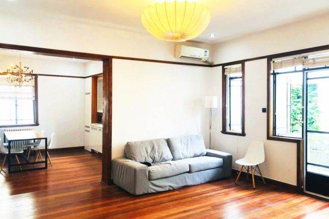 Spacious 3brs lane house M.huaihai road