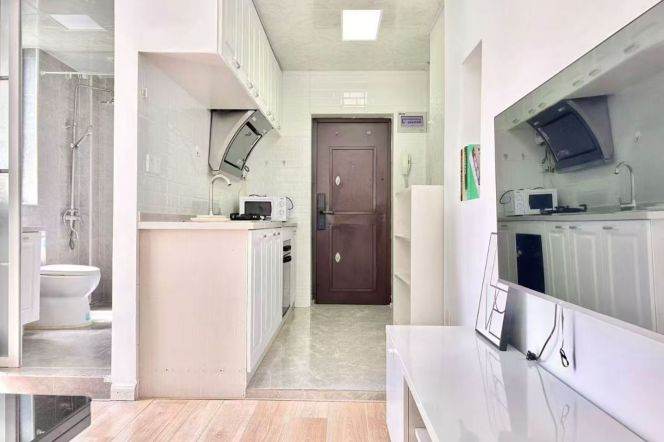 Bright 1br near IAPM