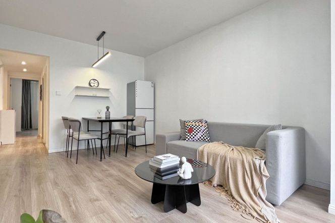 Spacious 1br 2lr/big living room/all bright room/Zhongshan park@L2/3/4