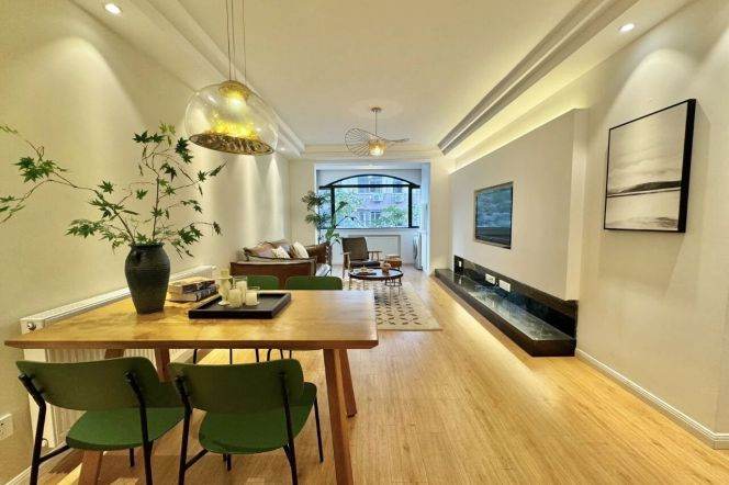 Modern Spacious 2Br/2Lr/2Bt On Yanping Rd@L2/7/14 Jing’an Temple Station 