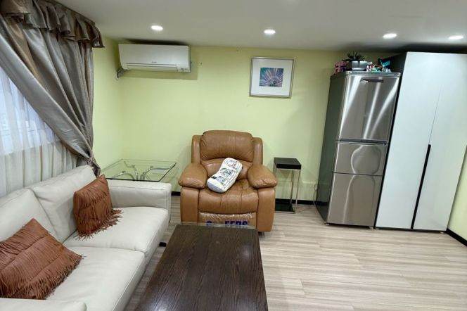 Lovely 1 BR duplex with modern decor near IAPM  