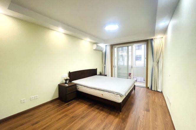Spacious 1Br/1Lr/1Bt apt nr Wuding rd,M14
