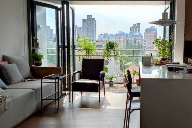 Stunning view 150sqm 2BR APT JT university 22k