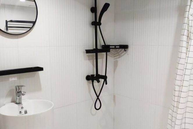 Cozy loft &Bright @ L2/12/13 West Nanjing rd station 