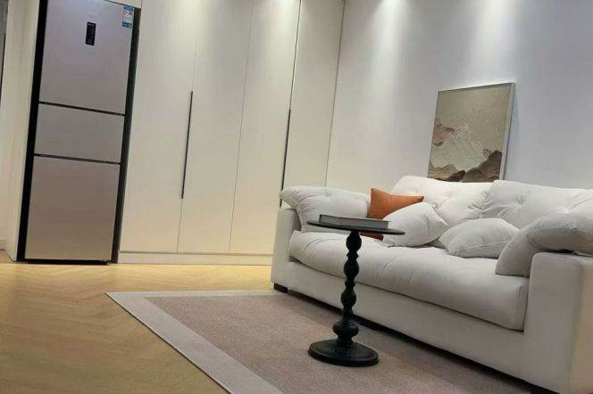 jing'an temple station one bedroom