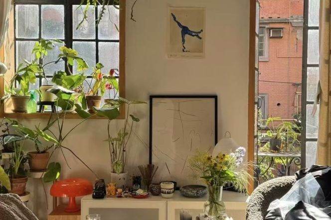 Nice balcony 1Br/1Lr/1Bt apt nr Jiangsu rd,M2/7/11/14