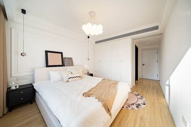 Designer 3BR High-Floor Residence | 145sqm with Floor Heating & Panoramic Views | Jing'an District