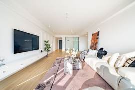 Designer 3BR High-Floor Residence | 145sqm with Floor Heating & Panoramic Views | Jing'an District