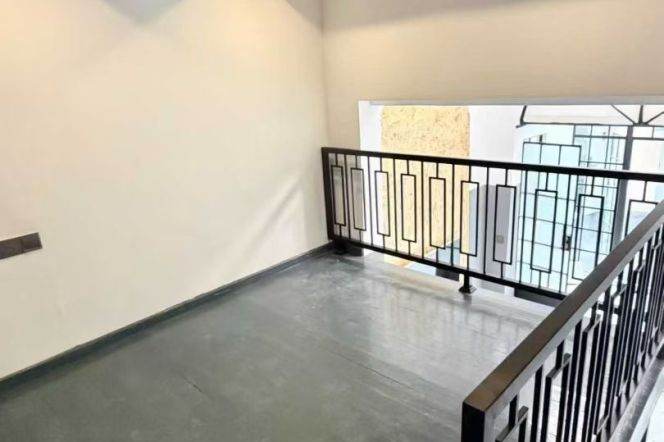 Nice yard 1Br/1Lr/1Bt apt nr Xintiandi,M10/13