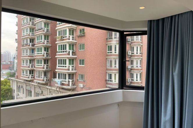 2Bdrs 1Bath Apt/Modern&Spacious /Elevator/L7 Chang Ping Rd/Good View/Large Closet