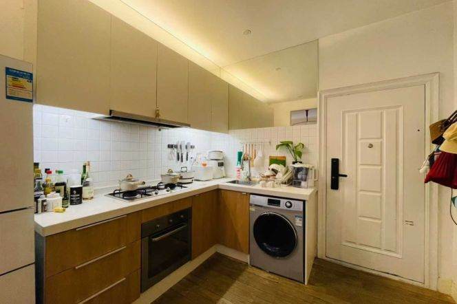  1br+ study old house with Balcony nr Shanghai Library Line 10 