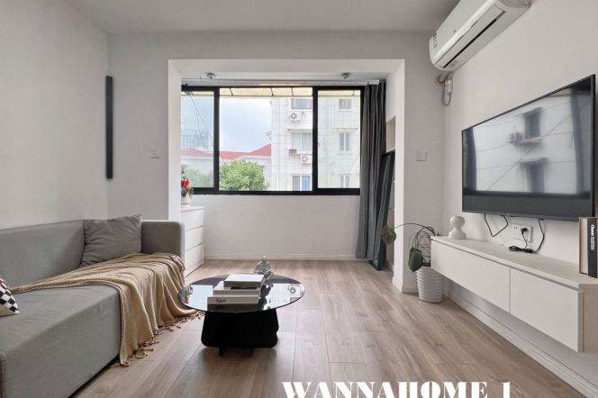 Spacious&Bright Elevator 1Bdr 1Bath Apt+L2/11 Jiang Su Rd+Suzhou Creek+Zhong Shan Park