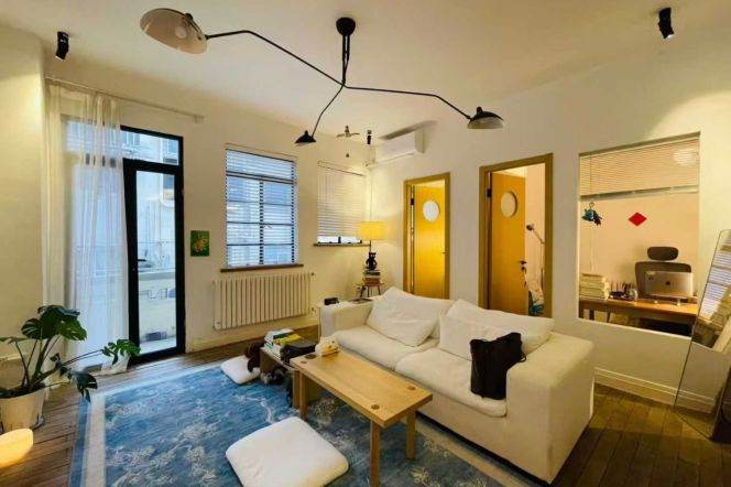  1br+ study old house with Balcony nr Shanghai Library Line 10 