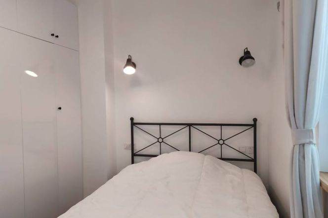  1br+ study old house with Balcony nr Shanghai Library Line 10 