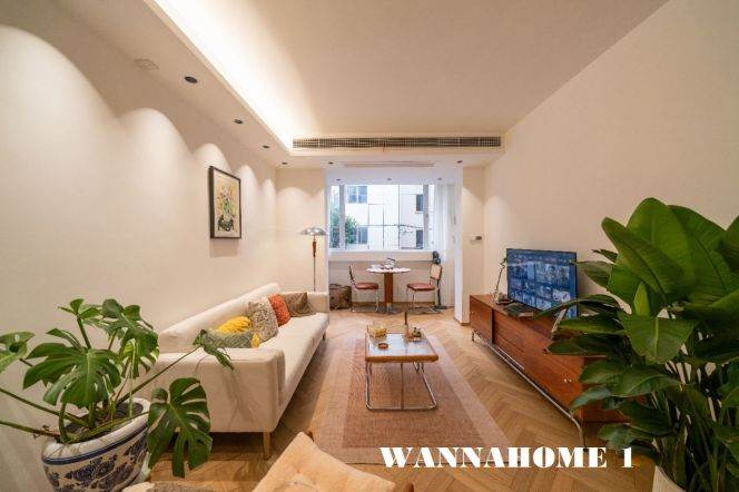 Bright&Modern&Spacious 1Bdr 1Bath Apt+L10/11 Jiao Tong Uni.+Nice Compound+2F Walk Up