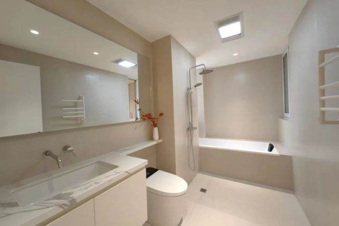 High floor 2Brs  Apt+heating+central AC+Oven@Zhongshan Park