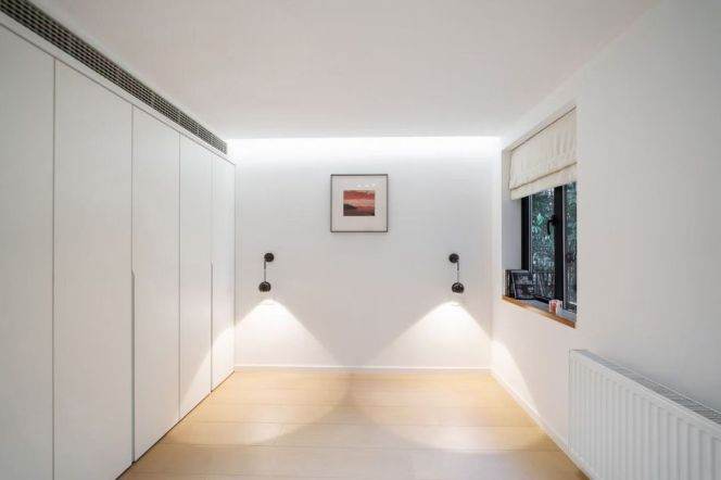 2 Brs, 1 Living room with Garden, Wall Heating, Oven, 100 sqm @ Lantian metro L9