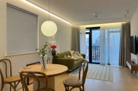 iapm/joffre garden 2br modern/bright