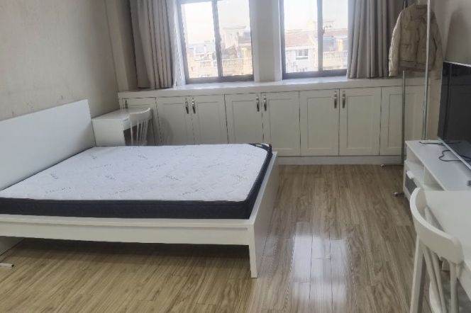 1Studio with elevator near line 7 and Shanghai University can long and short lease
