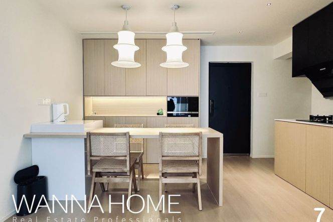 Luxury Building/Jiaotong Uni/Balcony/Exquisite Decos/Large Storages/Heater/Cozy2br