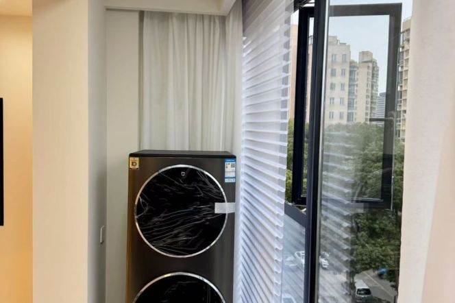 Gorgeous 2br,CA,floor heating,built-in Oven,Smart Appliances,Line 15