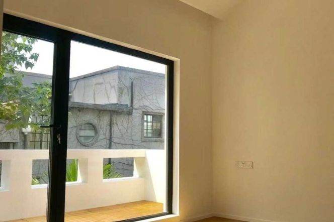 Changshu rd 2br2bath100sqm