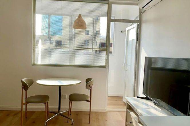 1+1 br near L7/L9 zhaojiabang rd station+elevator