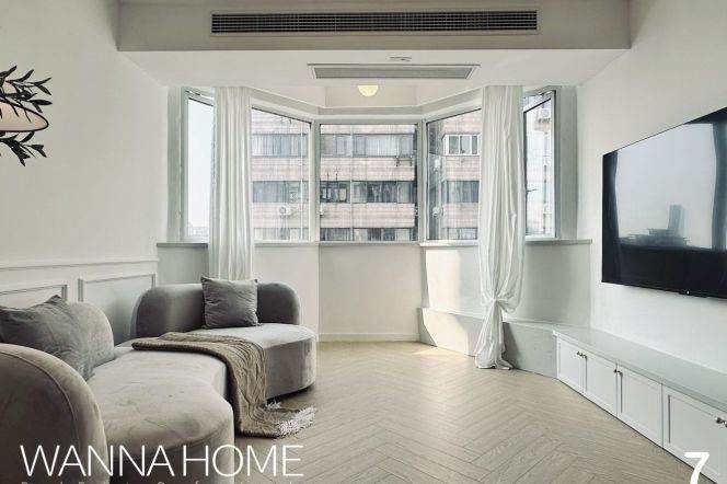 Exquisite Renovation/Jiaotong Uni/Balcony/Bathtub/Large Storages/Heater/Cozy2br