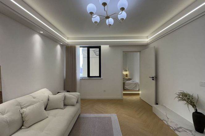 Jing'an temple 1br elevator / Bright / Modern/ Quiet 