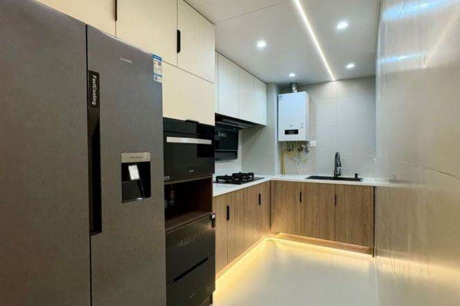 Gorgeous 2br,CA,floor heating,built-in Oven,Smart Appliances,Line 15