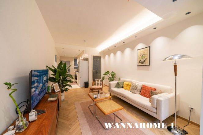 Bright&Modern&Spacious 1Bdr 1Bath Apt+L10/11 Jiao Tong Uni.+Nice Compound+2F Walk Up