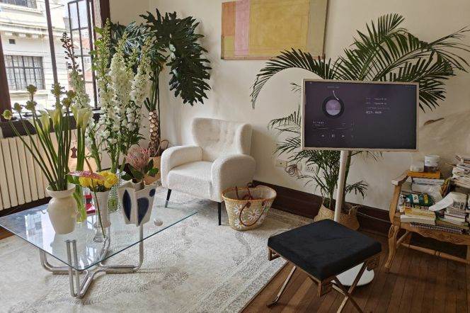 Garden house@3brs&2baths with balcony on West Nanjing Road