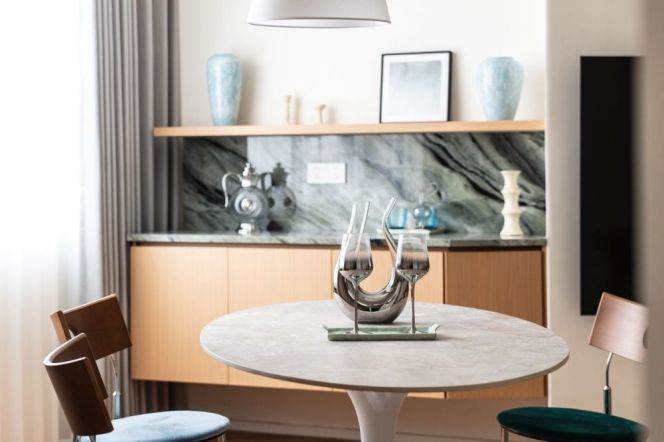 2Bdrs 2Baths Apt/Bright&Spacious /Good View/W Nanjing Rd/L13 Natural History Museum