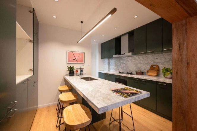 modern duplex 4 bedrooms modern furniture open kitchen in Zhong shan park line 2,3,4