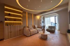 Modern 3br apt close to Longbaixincun station,Line 10,Nr Mixc