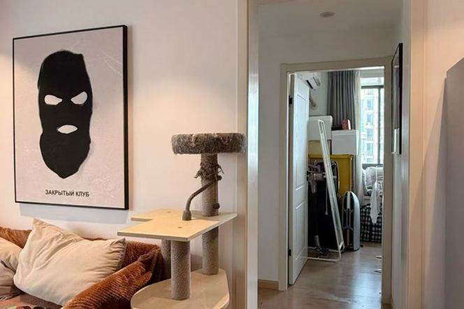 2 Brs, 1 Living room with Balcony, High Value, 90 sqm @ Wuding metro L14