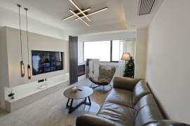 Brightly 3brs1bath in wuding rd jiangsu rd area with floor heating