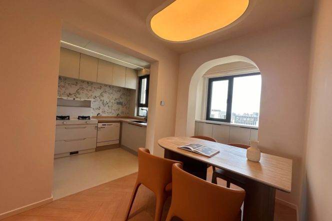 Modern 3br apt close to Longbaixincun station,Line 10,Nr Mixc