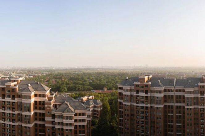 modern 2brs plus study nice open balcony floor heating nice view in Green city Dulwich