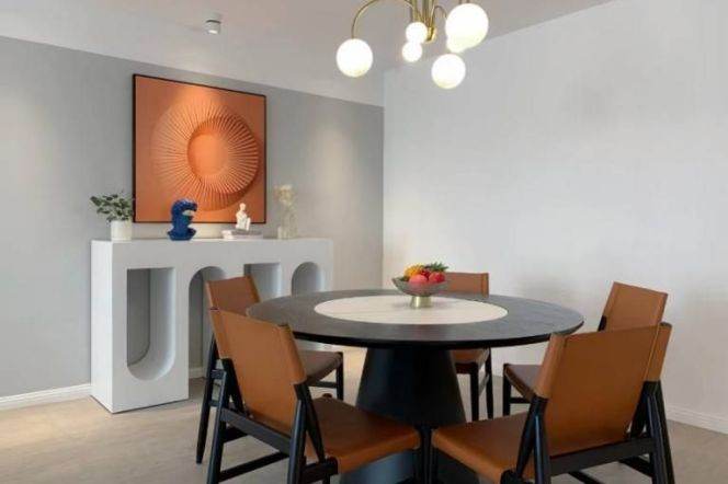 Spacious 2bedrooms Apt +Heating+central AC+Oven@Wuning Rd