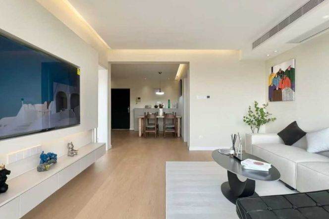  Quality 2br with Balcony at Jing'an   L13&14 