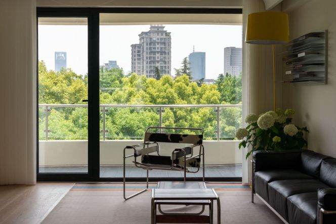 modern 3brs floor heating open balcony beside line 2,12,13 and Taikoo Hui 