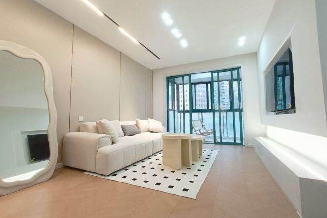 yishan rd elevator 1BR/big living room@L3/4/9