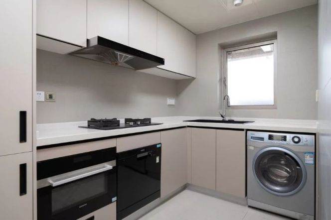 modern big 2brs wooden floor nice river view beside Huang pu river only 24K