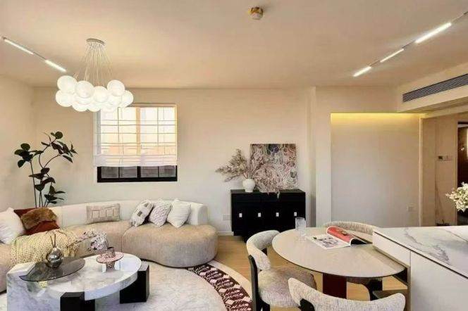 modern big 2brs big terrace floor heating open kitchen near line 2,11 and Yu yua road 