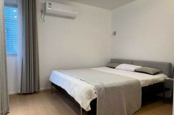 16.8k 2Br 2Bathr with floor heating Nr Jiashan Rd.line9/12